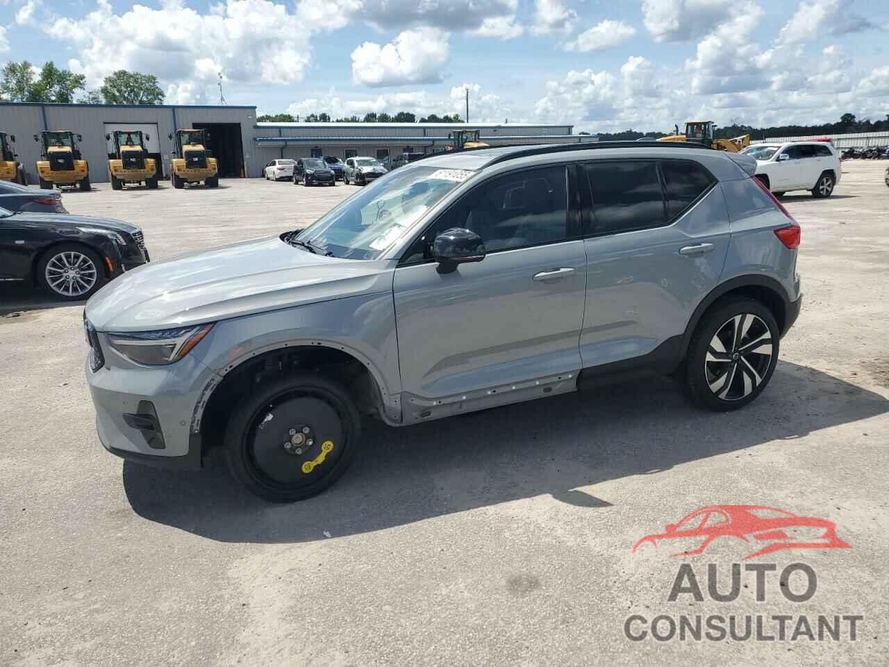 VOLVO XC40 PLUS 2025 - YV4L12UC3S2492439