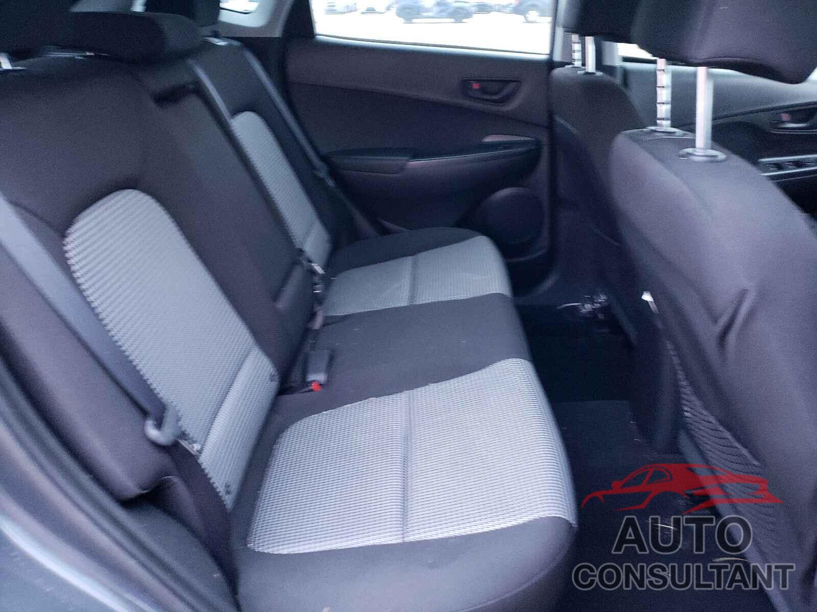 HYUNDAI KONA 2018 - KM8K12AA7JU091556