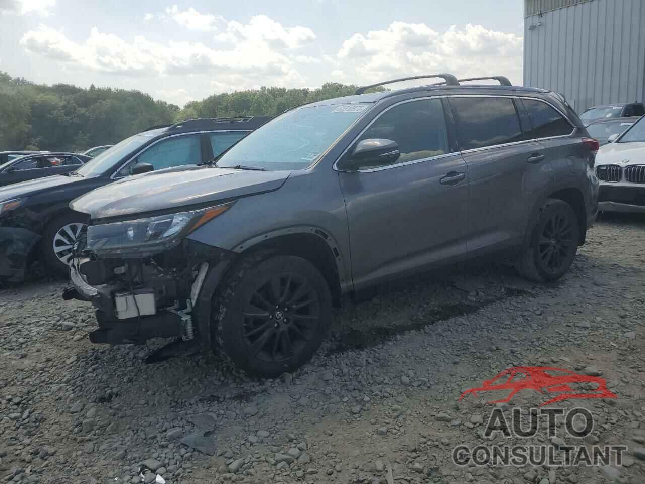 TOYOTA HIGHLANDER 2019 - 5TDJZRFH5KS602615