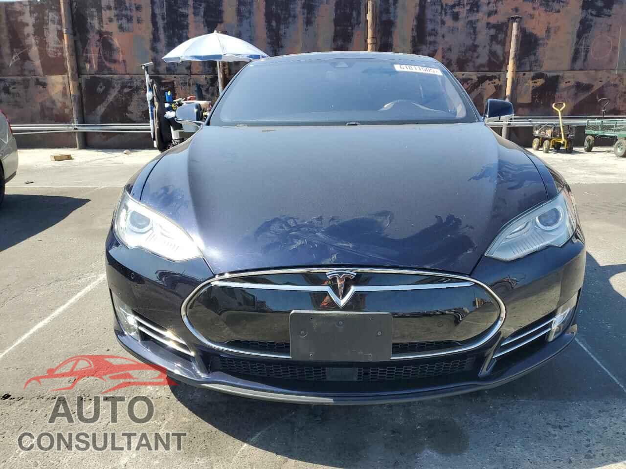 TESLA MODEL S 2015 - 5YJSA1S17FF081414