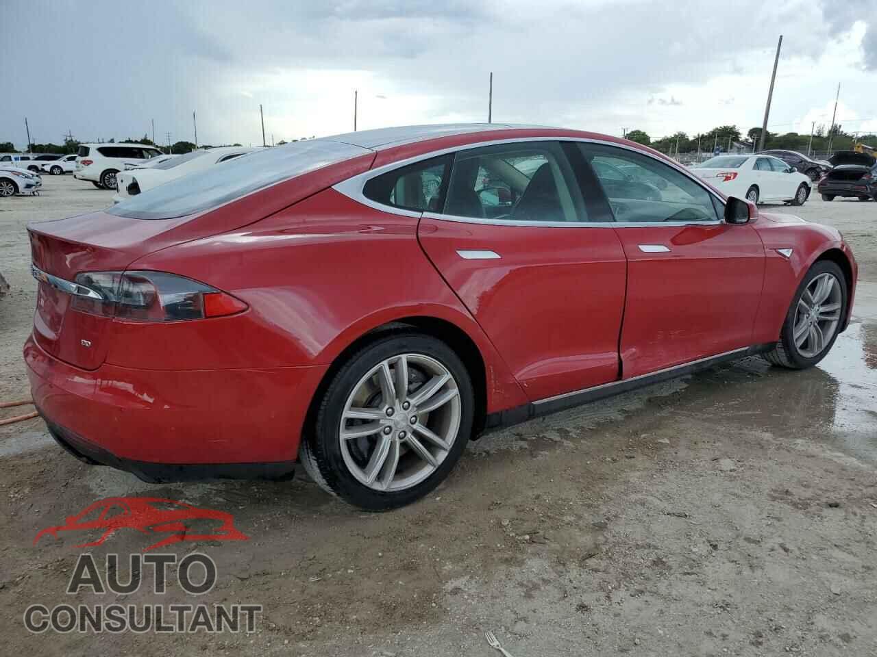 TESLA MODEL S 2015 - 5YJSA1V1XFF098395