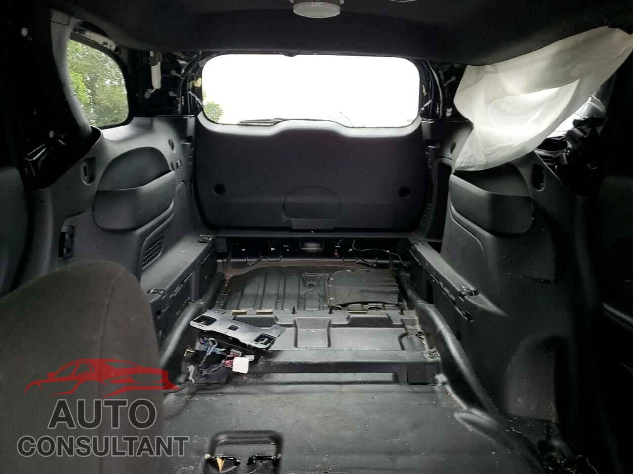 DODGE DURANGO 2023 - 1C4SDJFT2PC558803