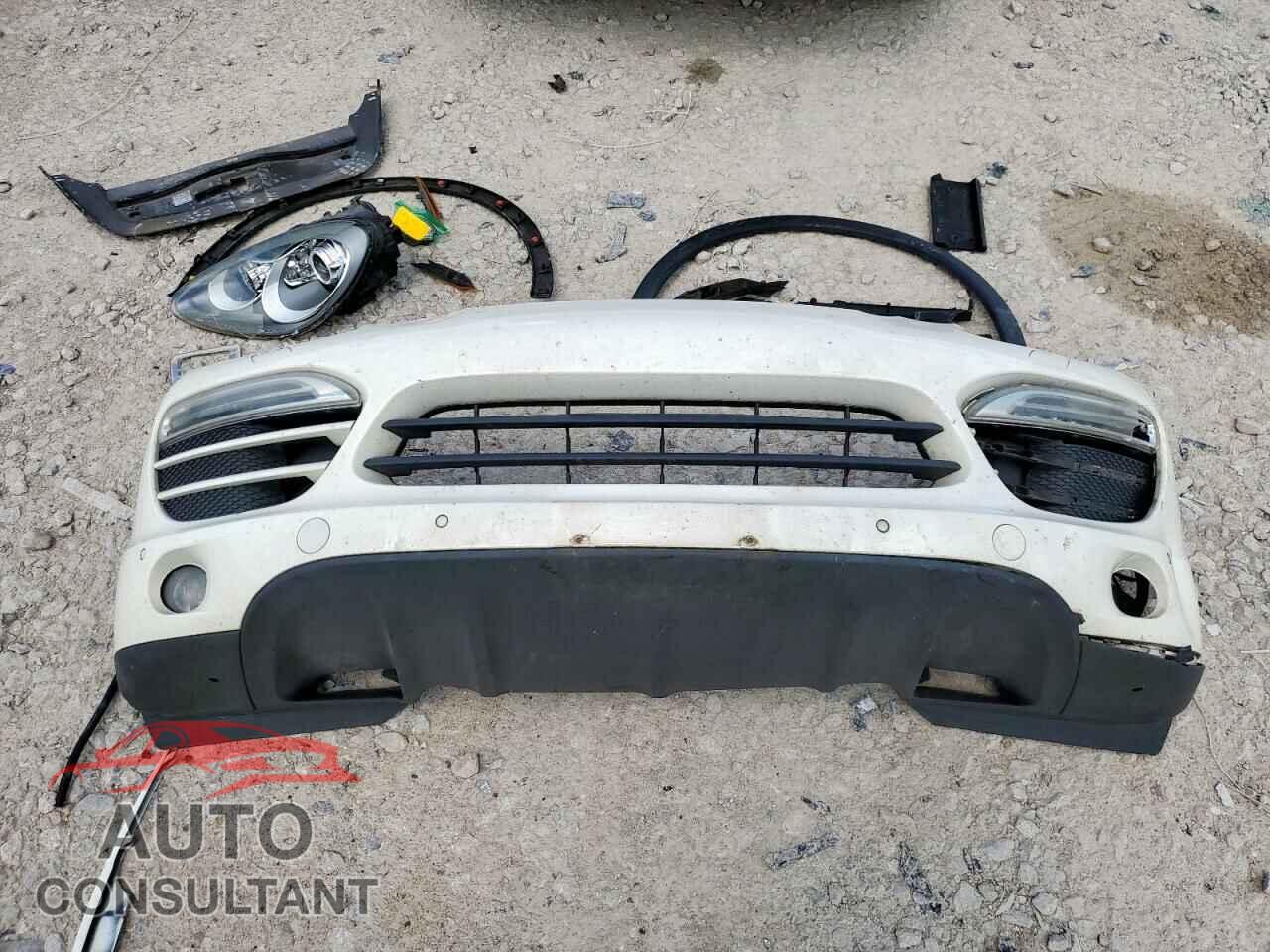 PORSCHE CAYENNE 2012 - WP1AA2A23CLA02906