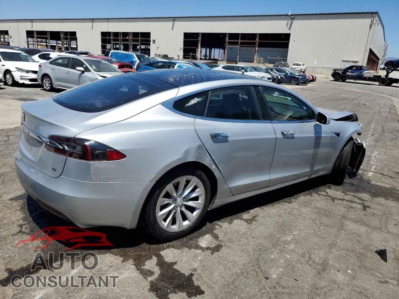 TESLA MODEL S 2017 - 5YJSA1E10HF203187