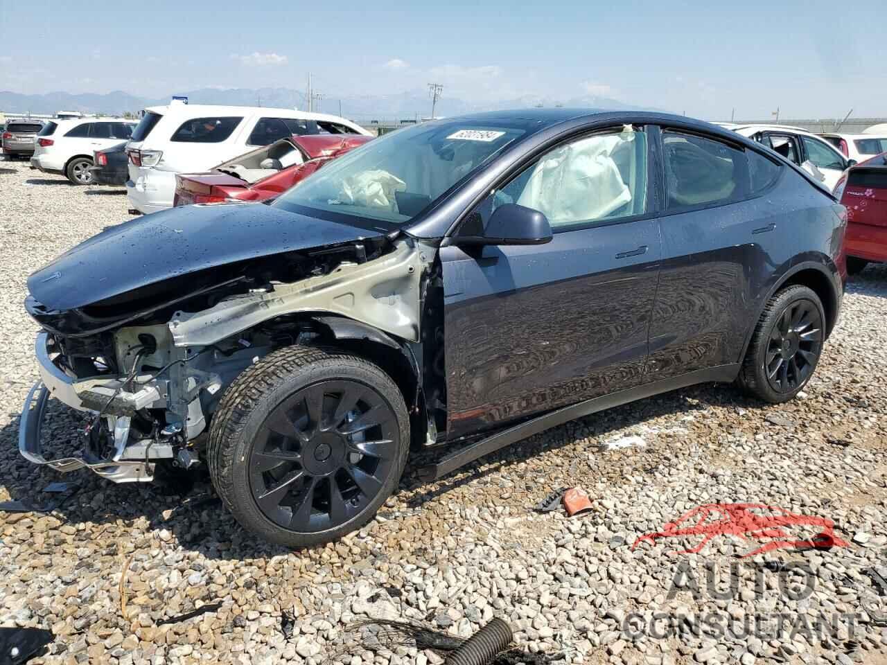 TESLA MODEL Y 2024 - 7SAYGDEE2RF116957