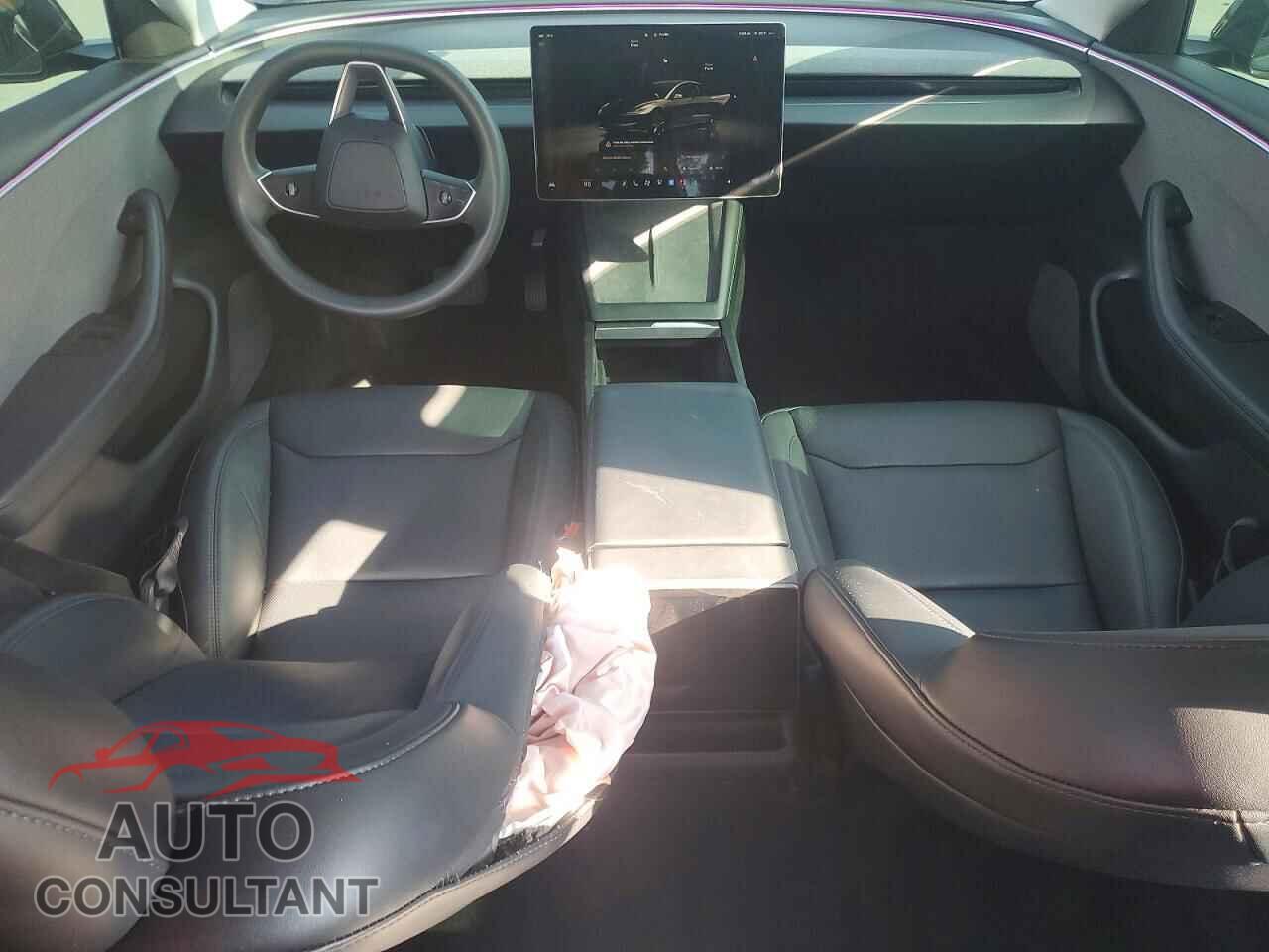 TESLA MODEL 3 2024 - 5YJ3E1EA2RF868490