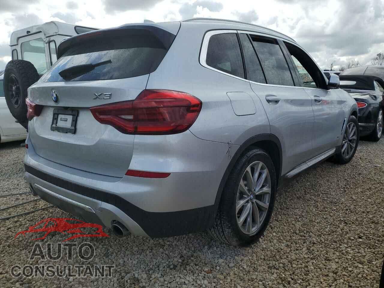 BMW X3 2018 - 5UXTR9C56JLD64312