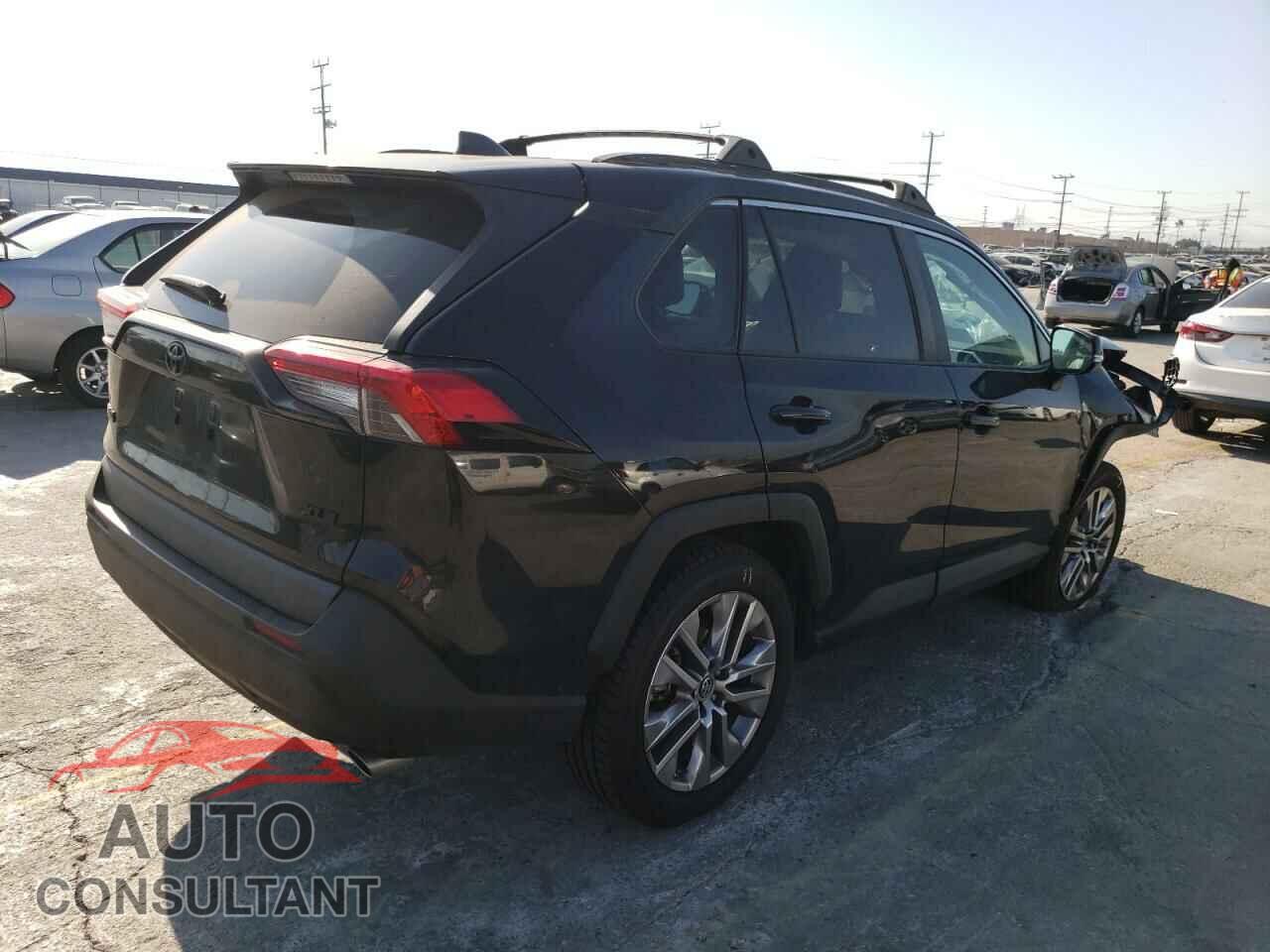 TOYOTA RAV4 2019 - 2T3C1RFV3KC018221