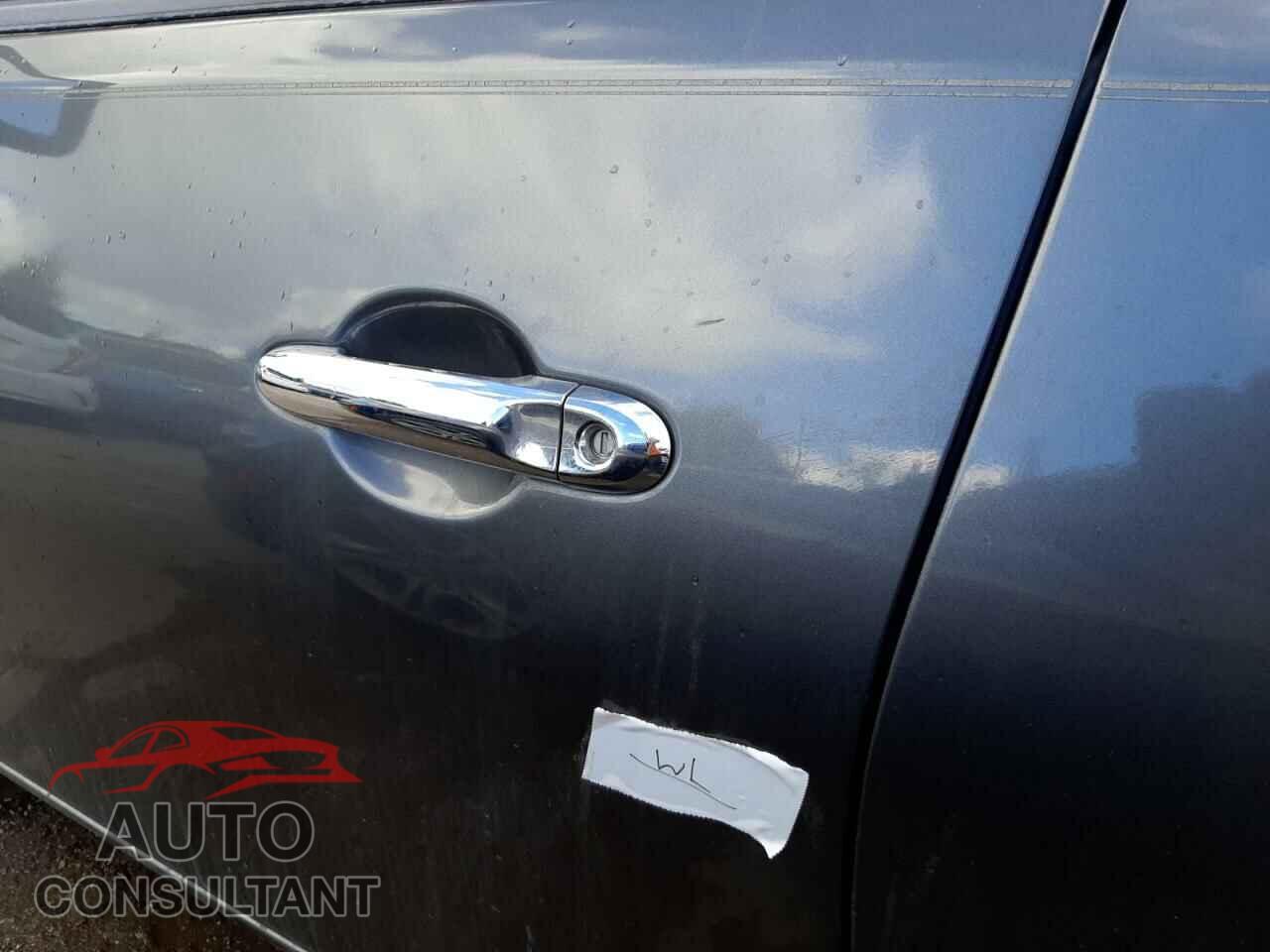 NISSAN VERSA 2017 - 3N1CN7AP3HL851424
