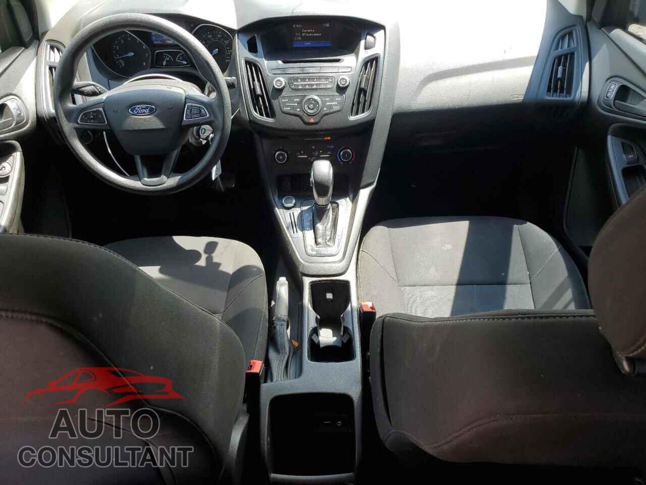 FORD FOCUS 2017 - 1FADP3E20HL344422