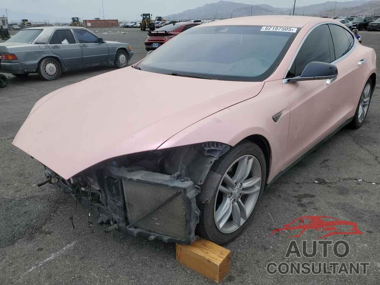 TESLA MODEL S 2015 - 5YJSA1E25FF106718