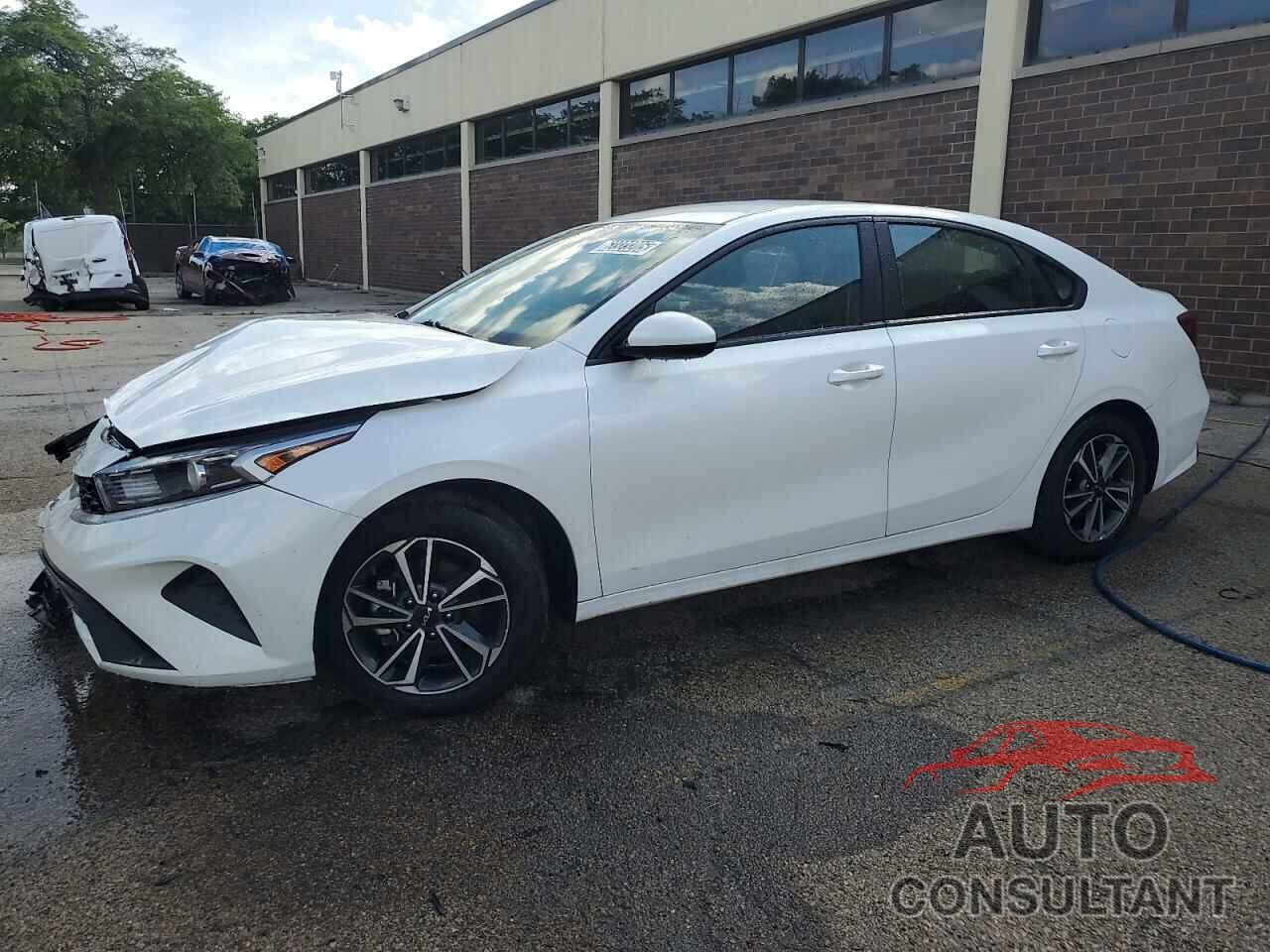 KIA FORTE 2023 - 3KPF24AD0PE587525