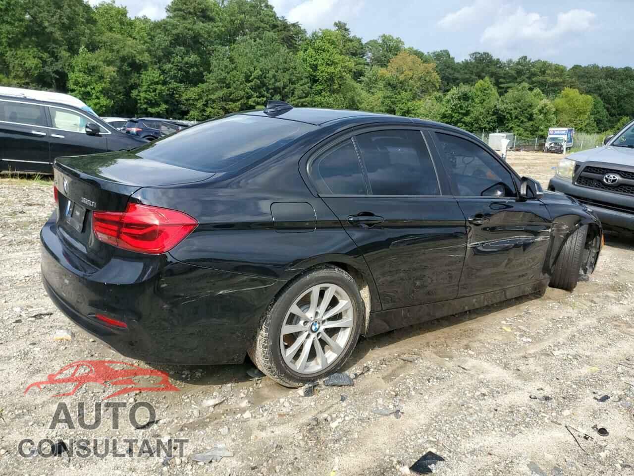 BMW 3 SERIES 2017 - WBA8A3C57HK691923