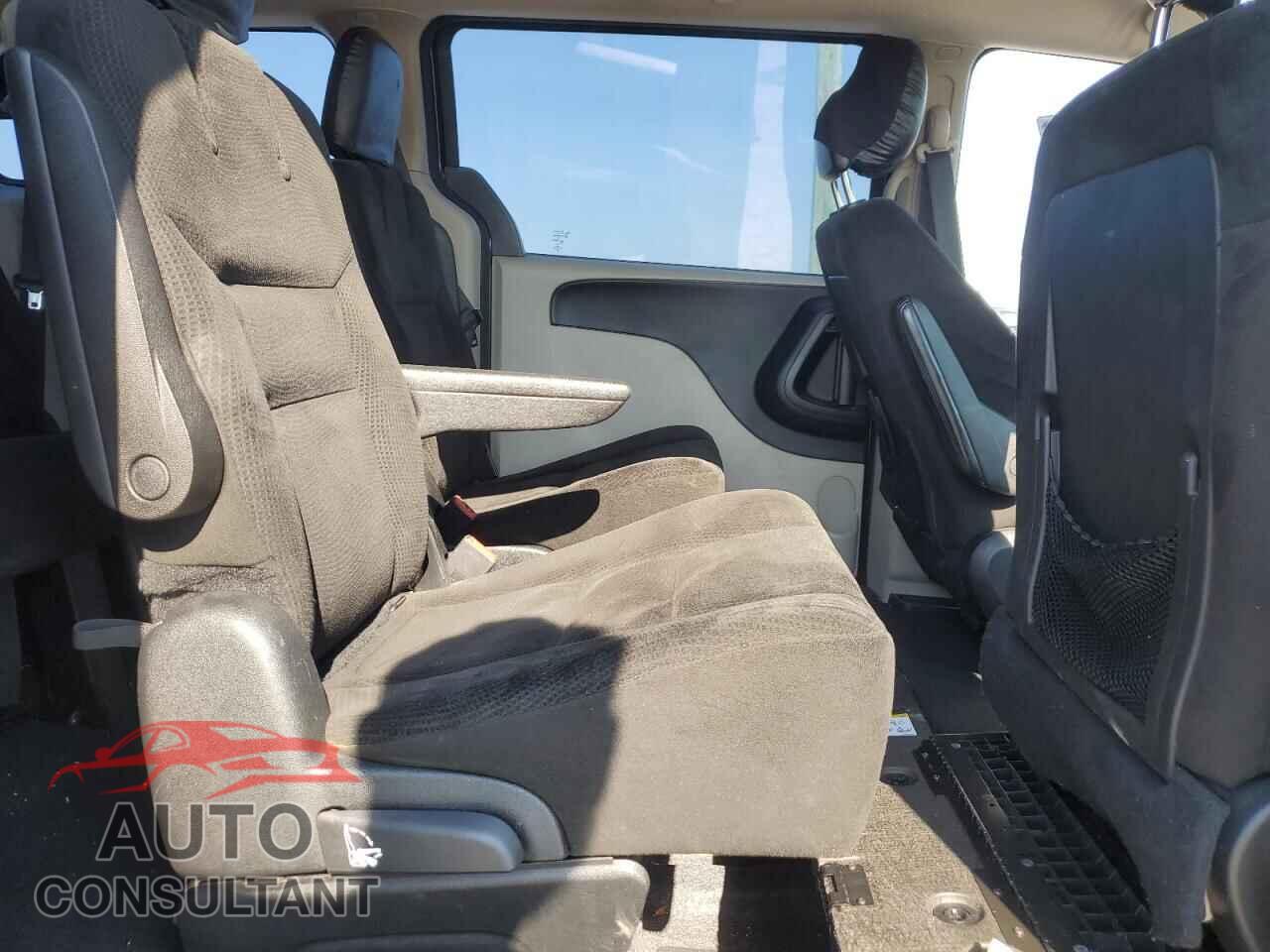 DODGE CARAVAN 2015 - 2C4RDGBGXFR689297
