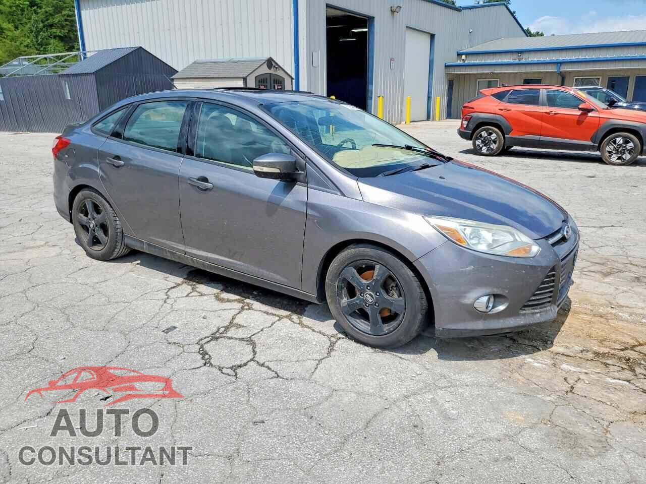 FORD FOCUS 2014 - 1FADP3F2XEL425809