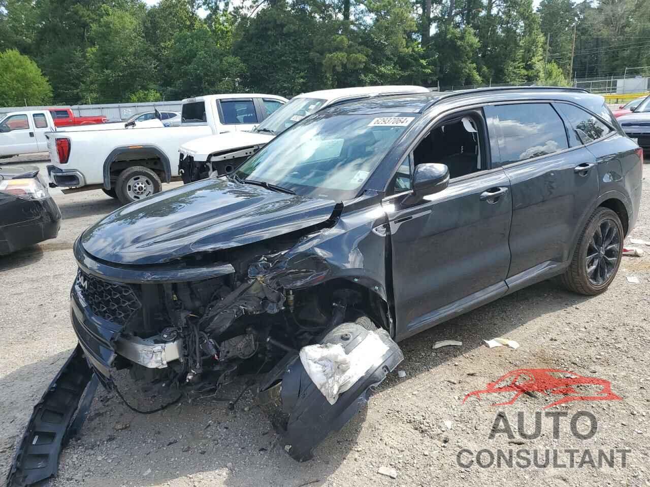 KIA SORENTO 2022 - 5XYRK4LF8NG088659