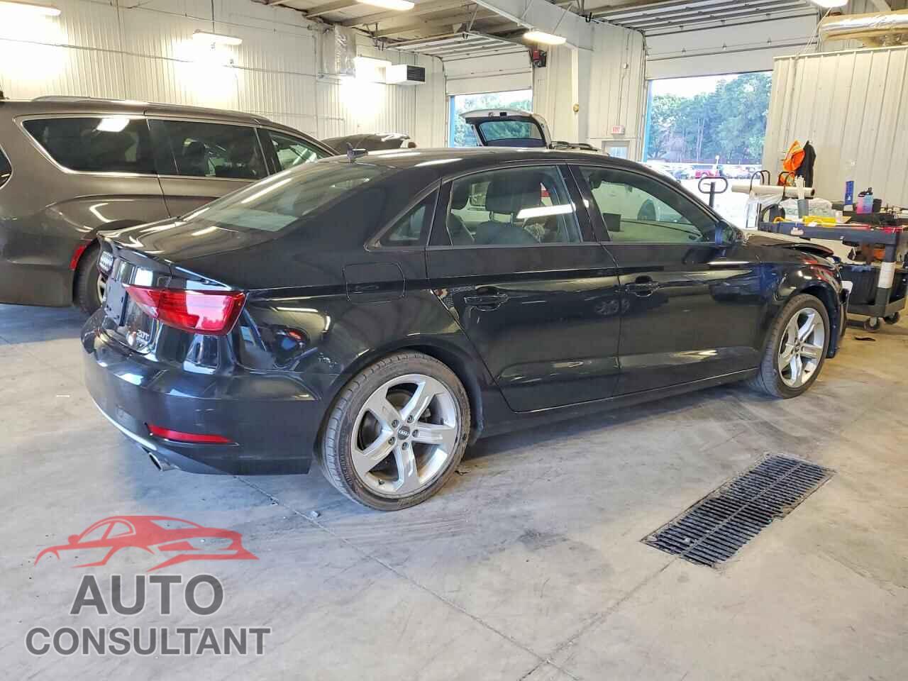 AUDI A3 2017 - WAUB8GFF1H1034487