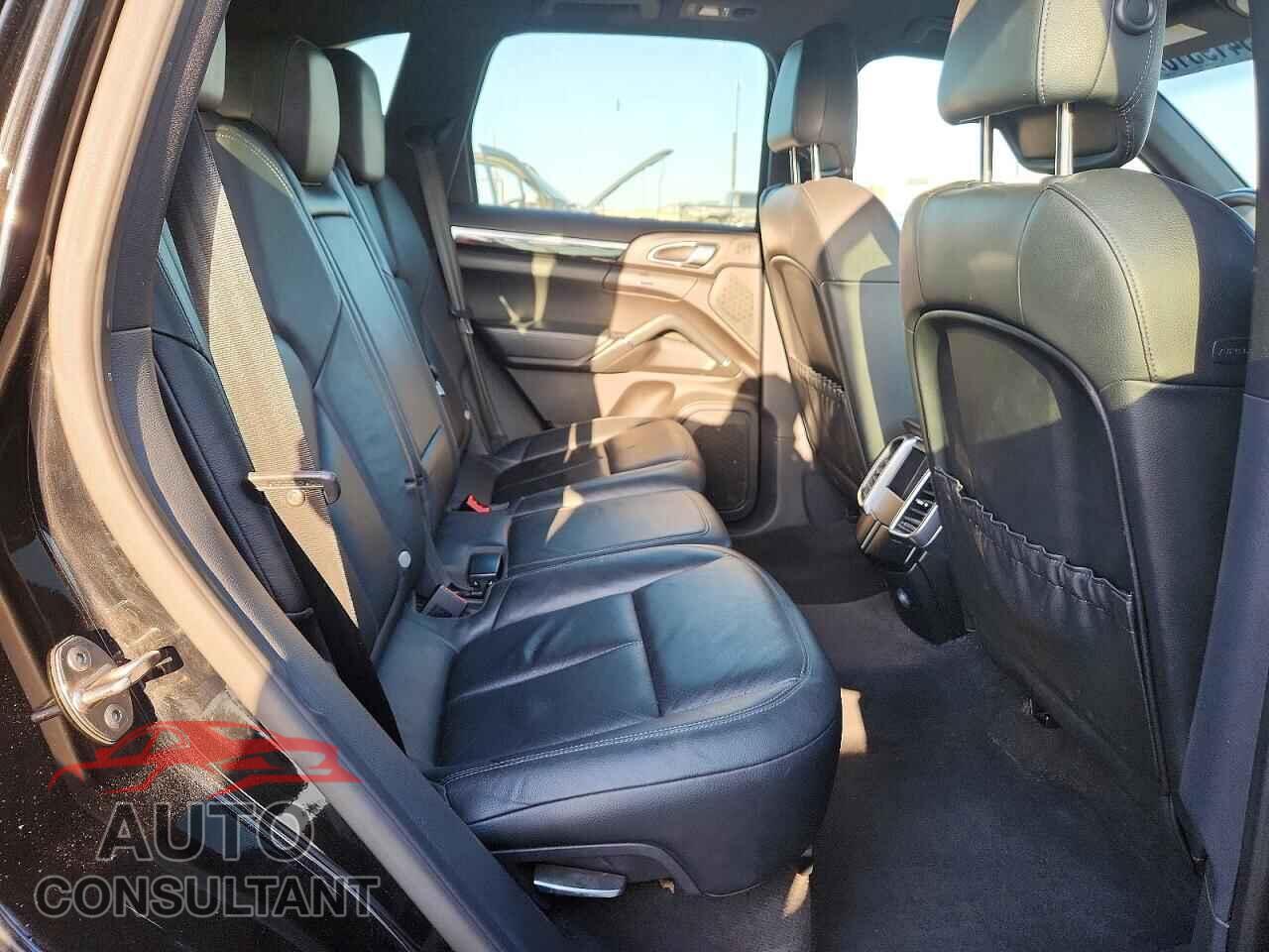 PORSCHE CAYENNE 2013 - WP1AA2A26DLA06465