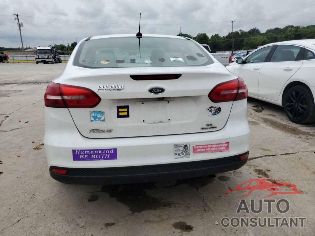 FORD FOCUS 2015 - 1FADP3F20FL201501
