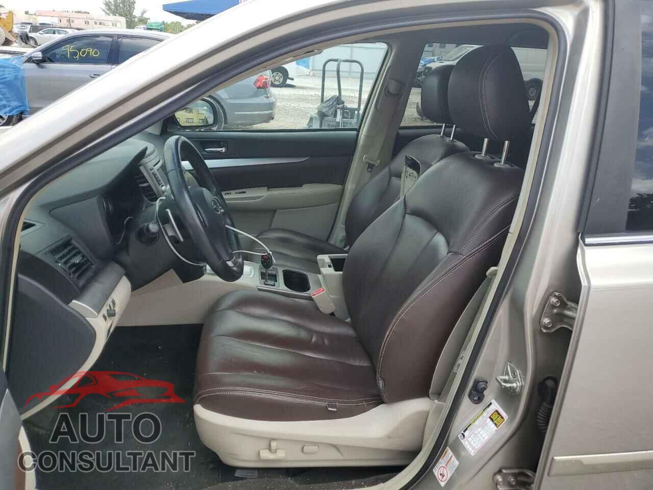 SUBARU OUTBACK 2014 - 4S4BRCCC8E3221191