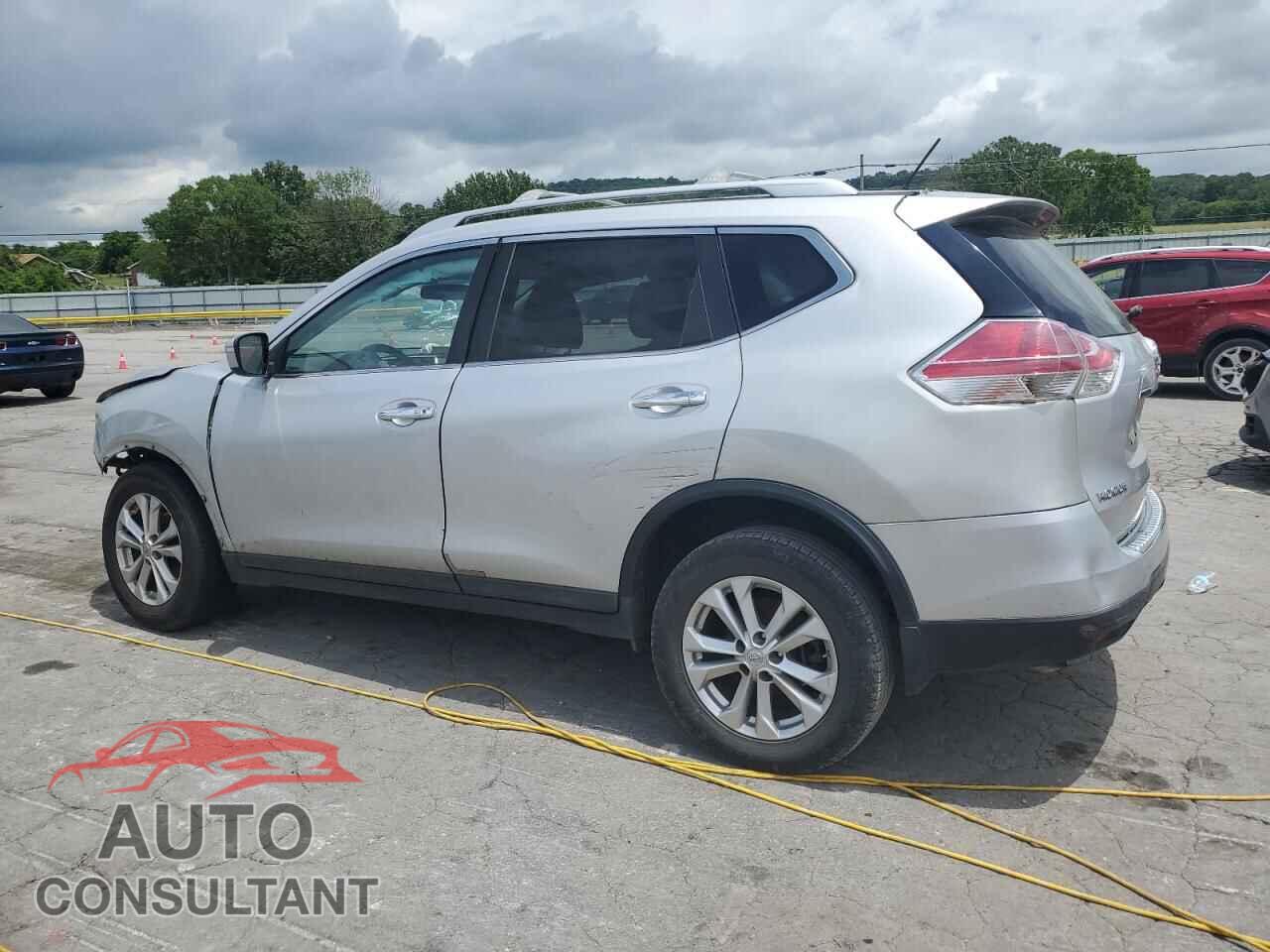 NISSAN ROGUE 2015 - KNMAT2MT2FP558573