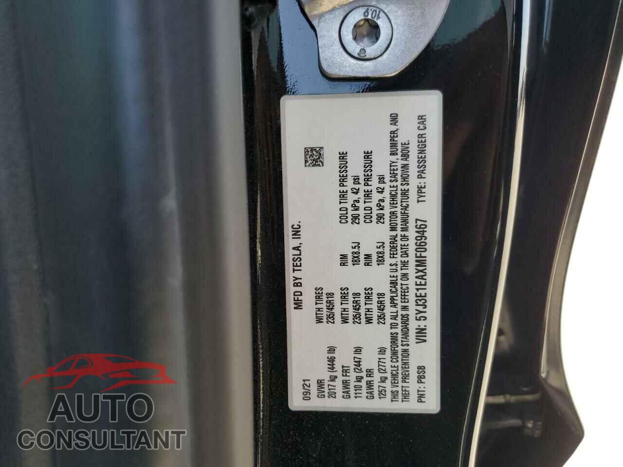 TESLA MODEL 3 2021 - 5YJ3E1EAXMF069467