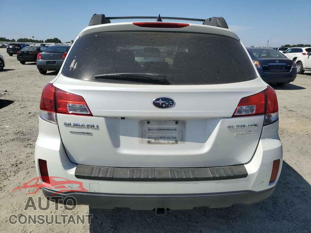 SUBARU OUTBACK 2014 - 4S4BRBLC4E3304885