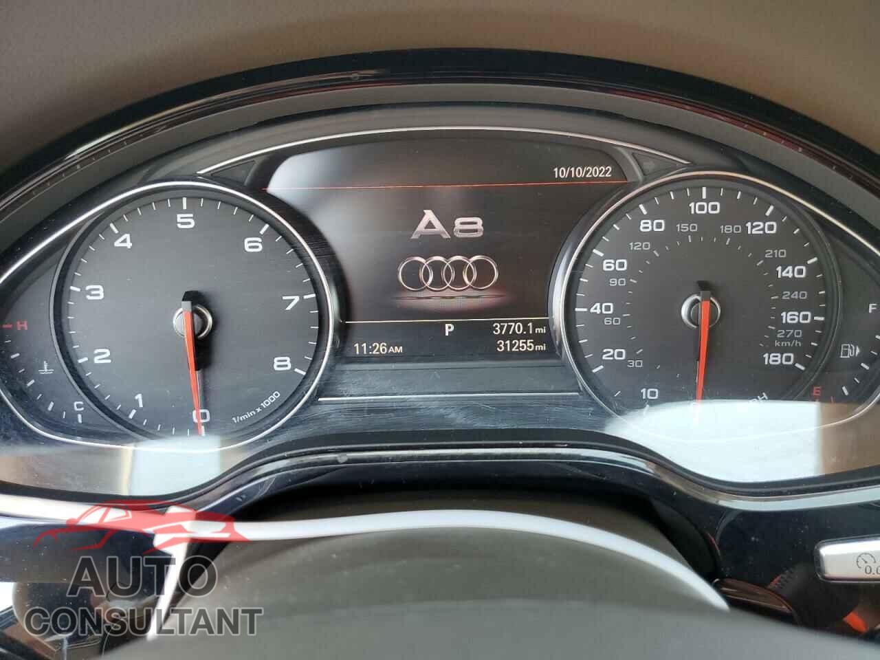 AUDI A8 2017 - WAU43AFD2HN001106