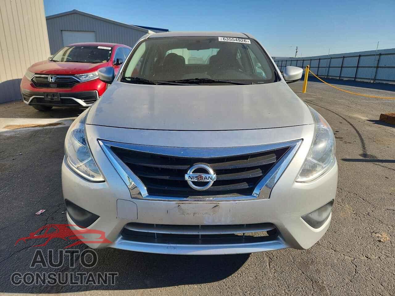NISSAN VERSA 2017 - 3N1CN7AP8HK452370
