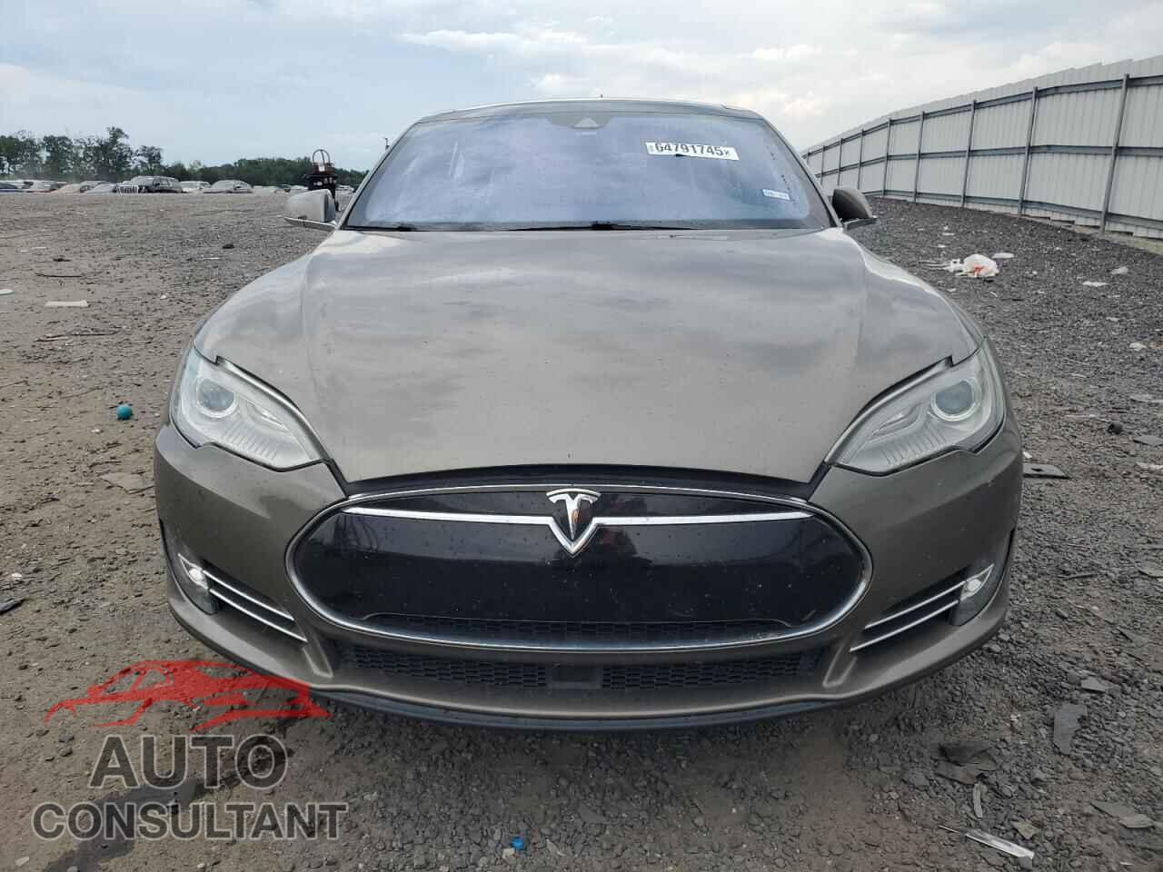 TESLA MODEL S 2015 - 5YJSA1H15FF087557