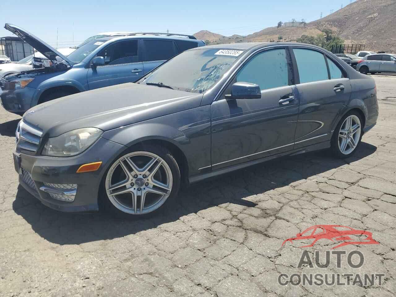 MERCEDES-BENZ C-CLASS 2013 - WDDGF4HB1DA766142
