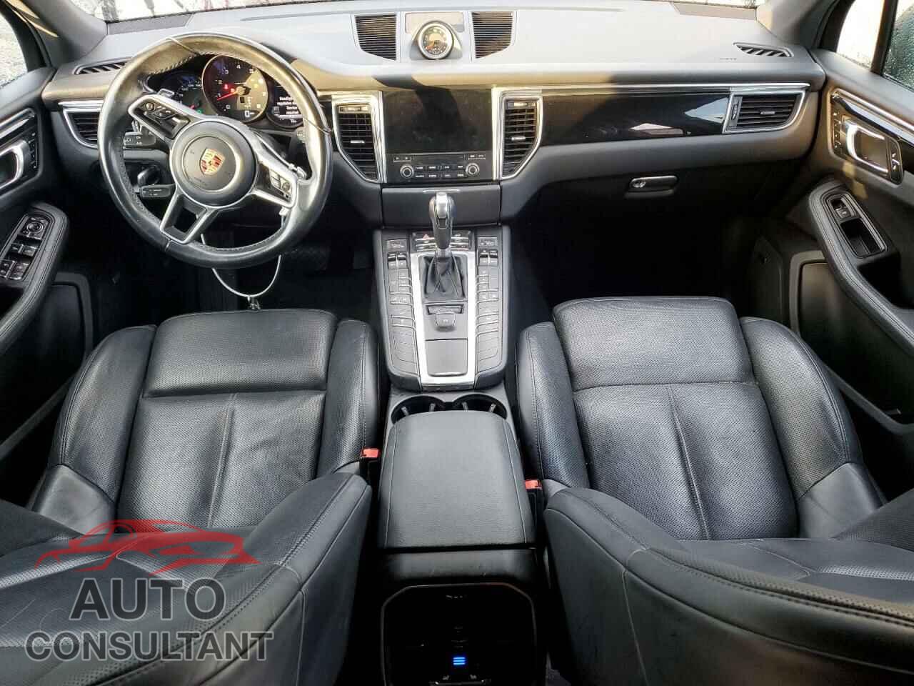 PORSCHE MACAN 2017 - WP1AA2A55HLB01700