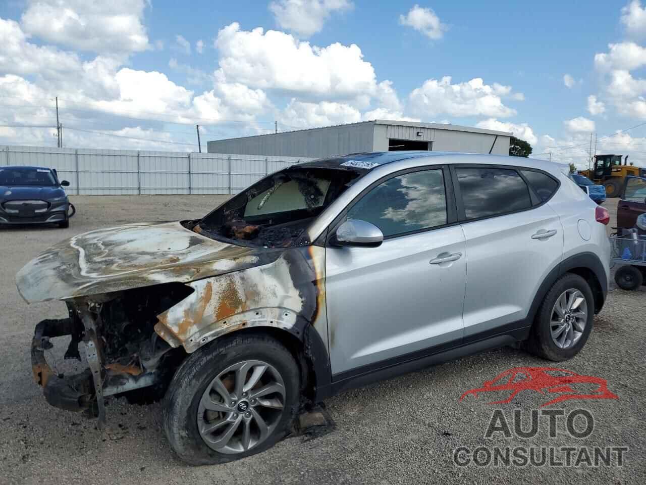 HYUNDAI TUCSON 2017 - KM8J23A4XHU415621