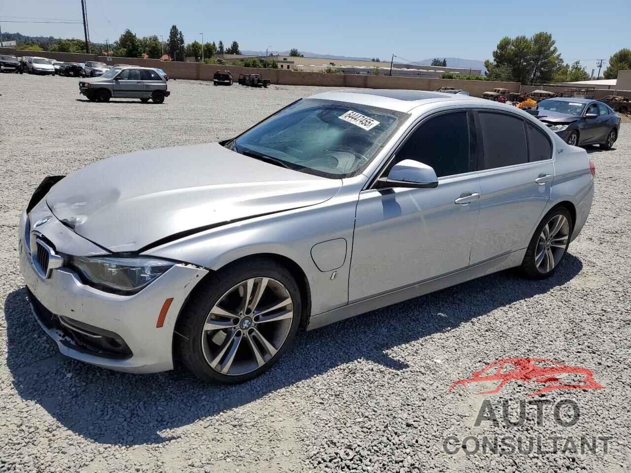 BMW 3 SERIES 2018 - WBA8E1C53JA178169