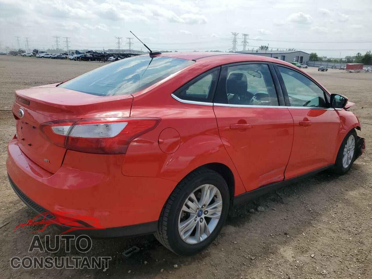 FORD FOCUS 2012 - 1FAHP3H24CL163149