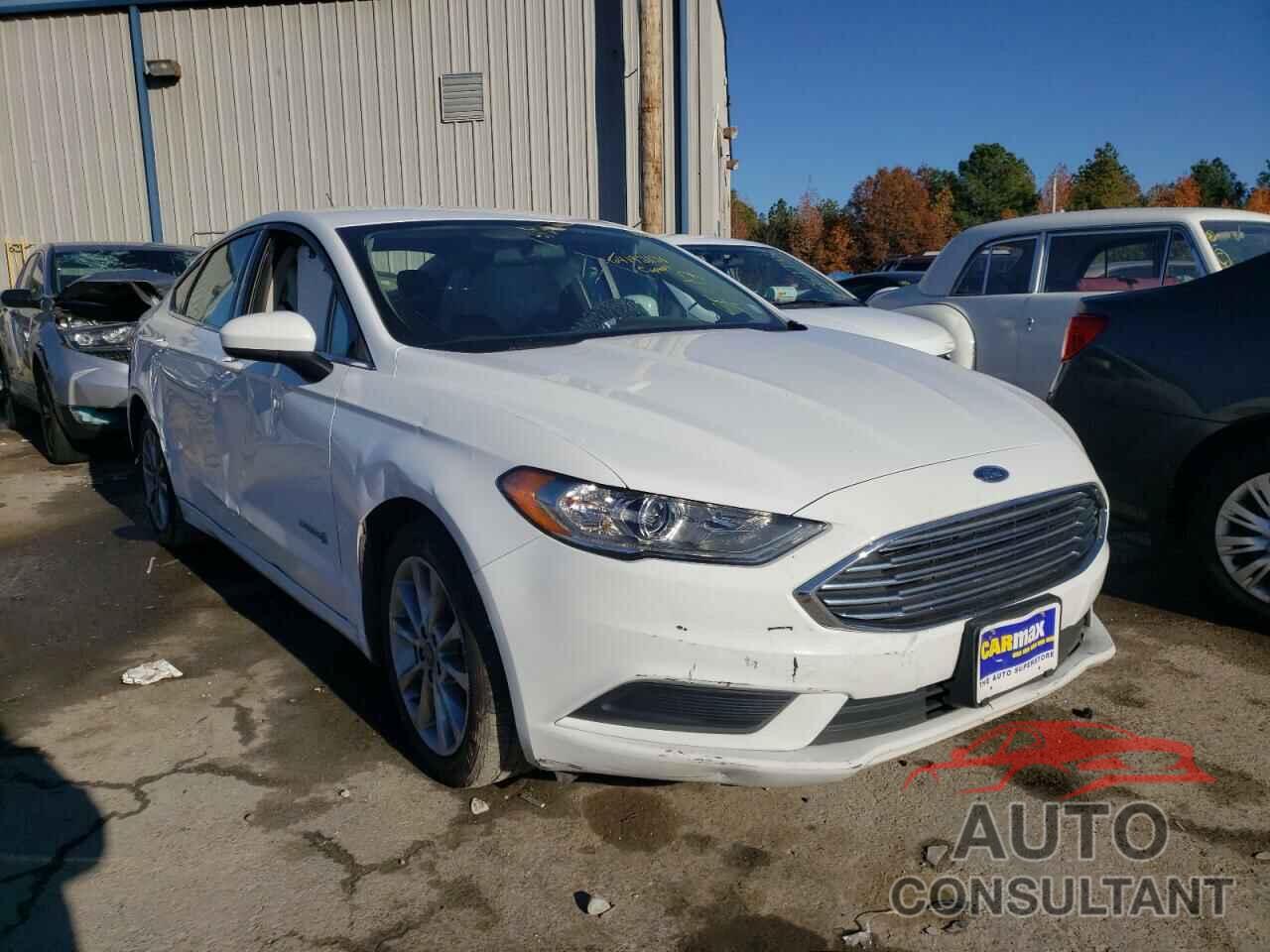 FORD FUSION 2017 - 3FA6P0LU4HR400195
