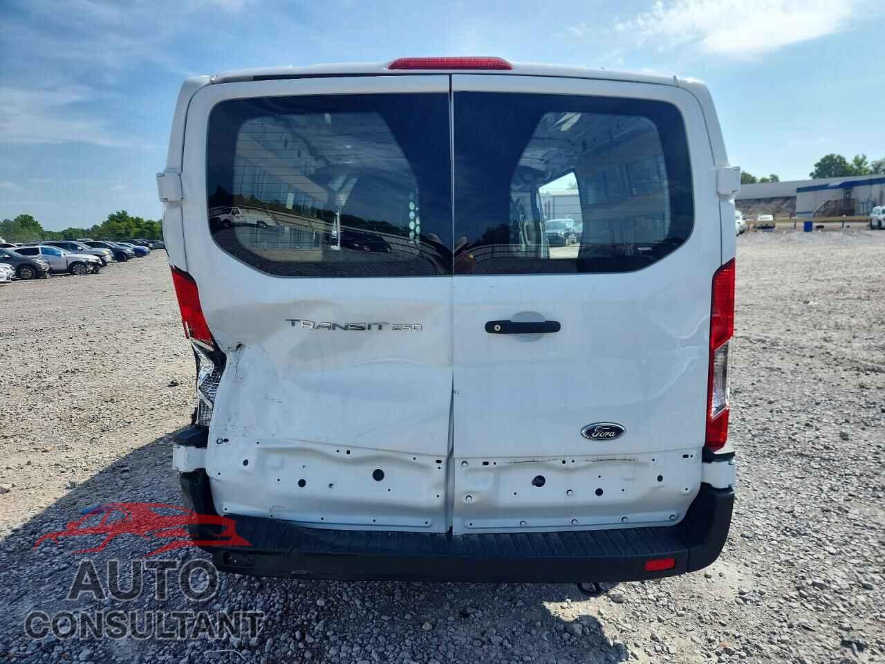FORD TRANSIT 2025 - 1FTBR1Y81SKA87350