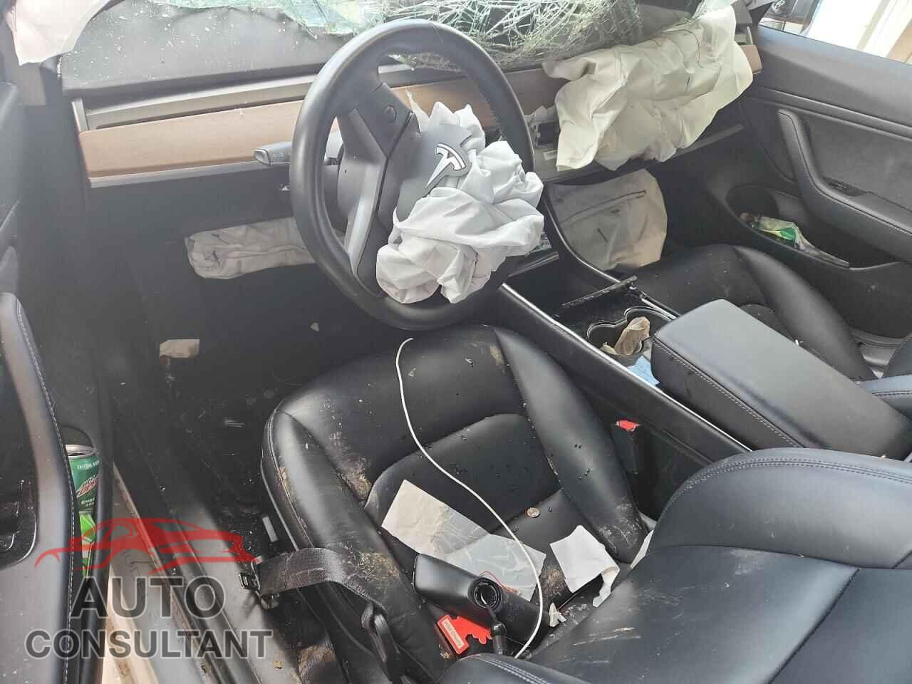 TESLA MODEL 3 2018 - 5YJ3E1EA3JF098787