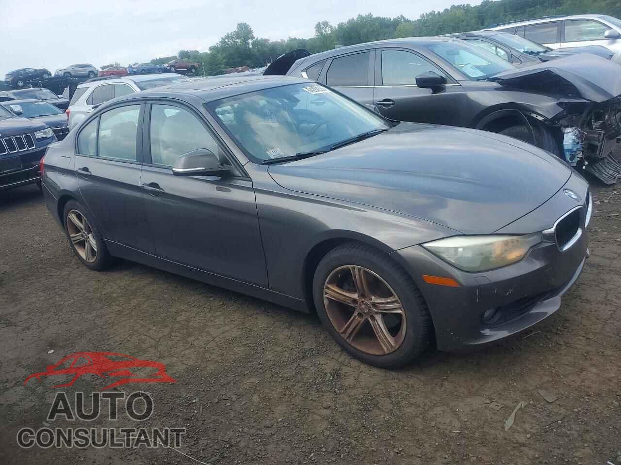 BMW 3 SERIES 2013 - WBA3B5C55DF594192