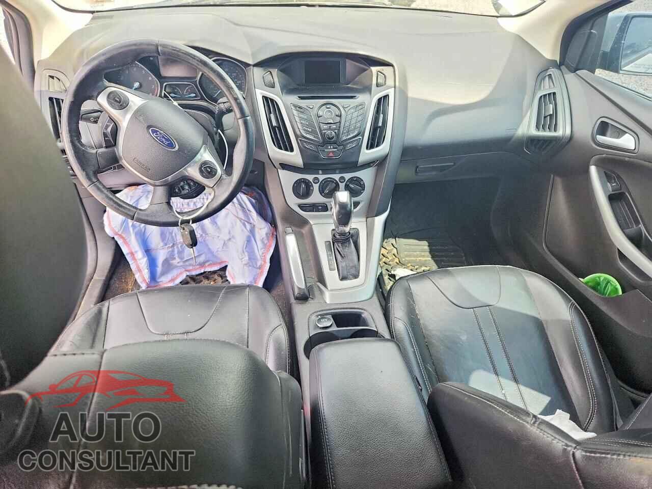 FORD FOCUS 2013 - 1FADP3K24DL308960