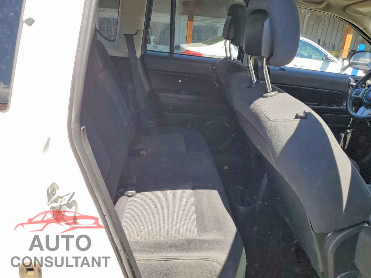 JEEP COMPASS 2011 - 1J4NF1FB0BD173476