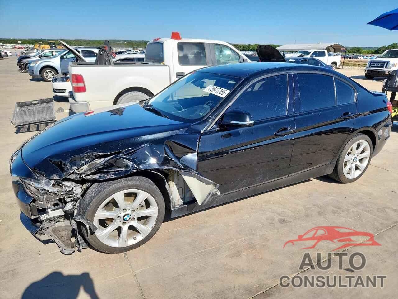 BMW 3 SERIES 2015 - WBA3B1G51FNT06339