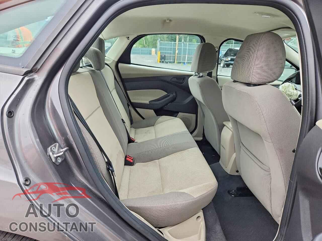 FORD FOCUS 2012 - 1FAHP3F2XCL470098