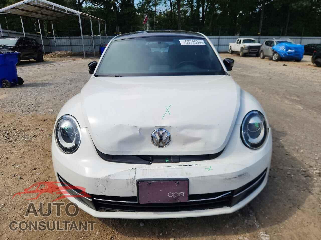 VOLKSWAGEN BEETLE 2012 - 3VW467AT3CM649727