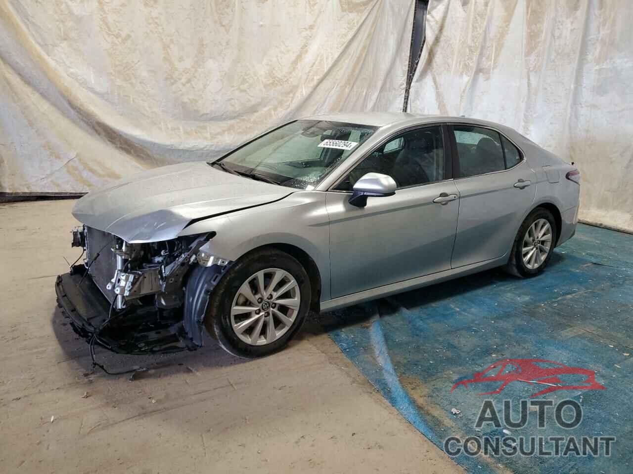 TOYOTA CAMRY 2022 - 4T1C11AK8NU645250