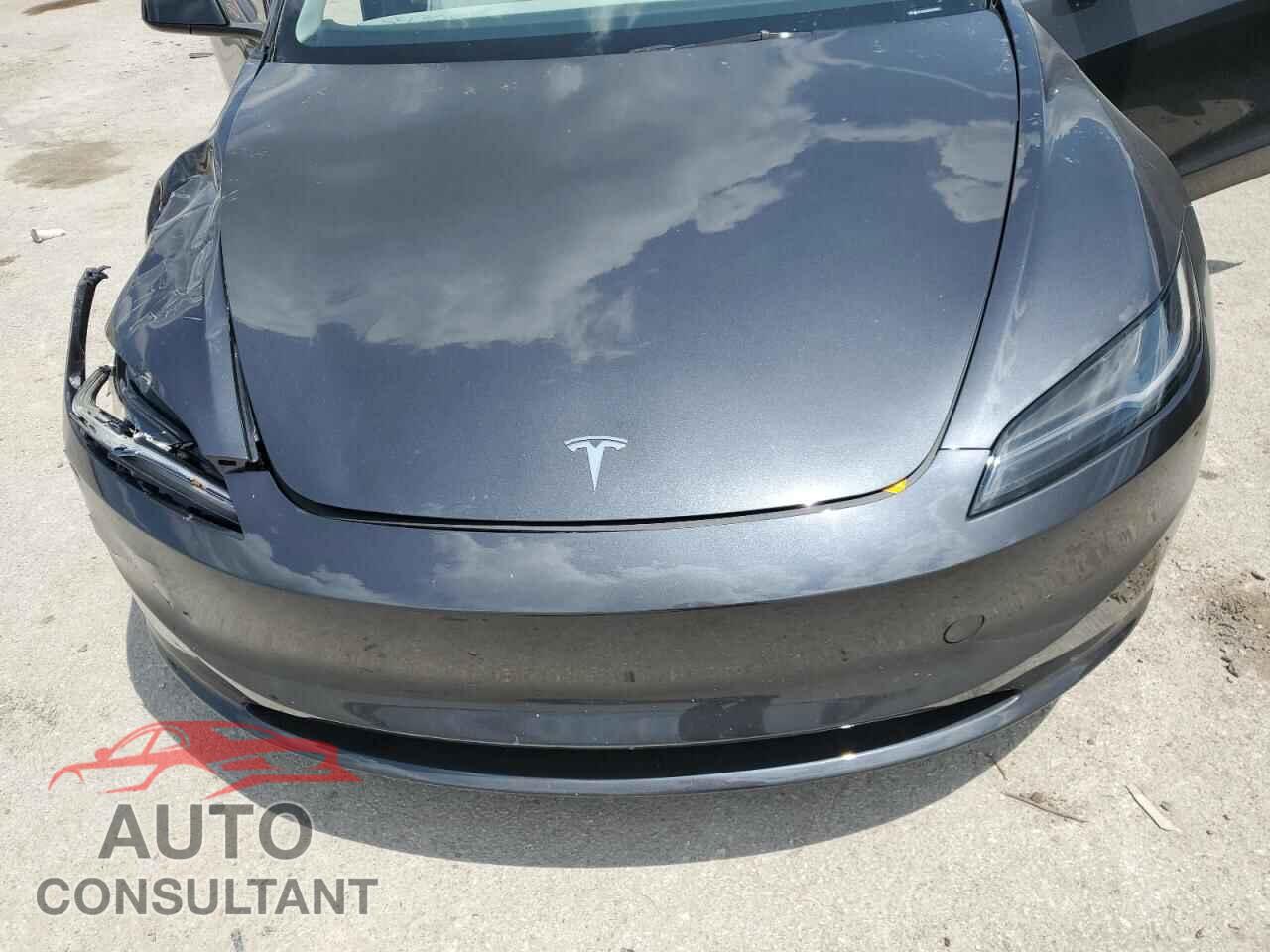 TESLA MODEL 3 2025 - 5YJ3E1EA2SF034306