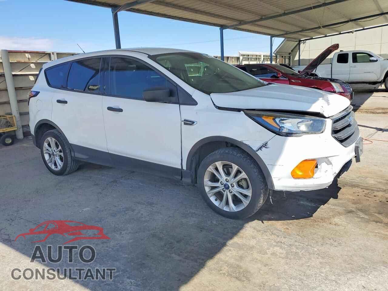 FORD ESCAPE 2018 - 1FMCU0F74JUC06207