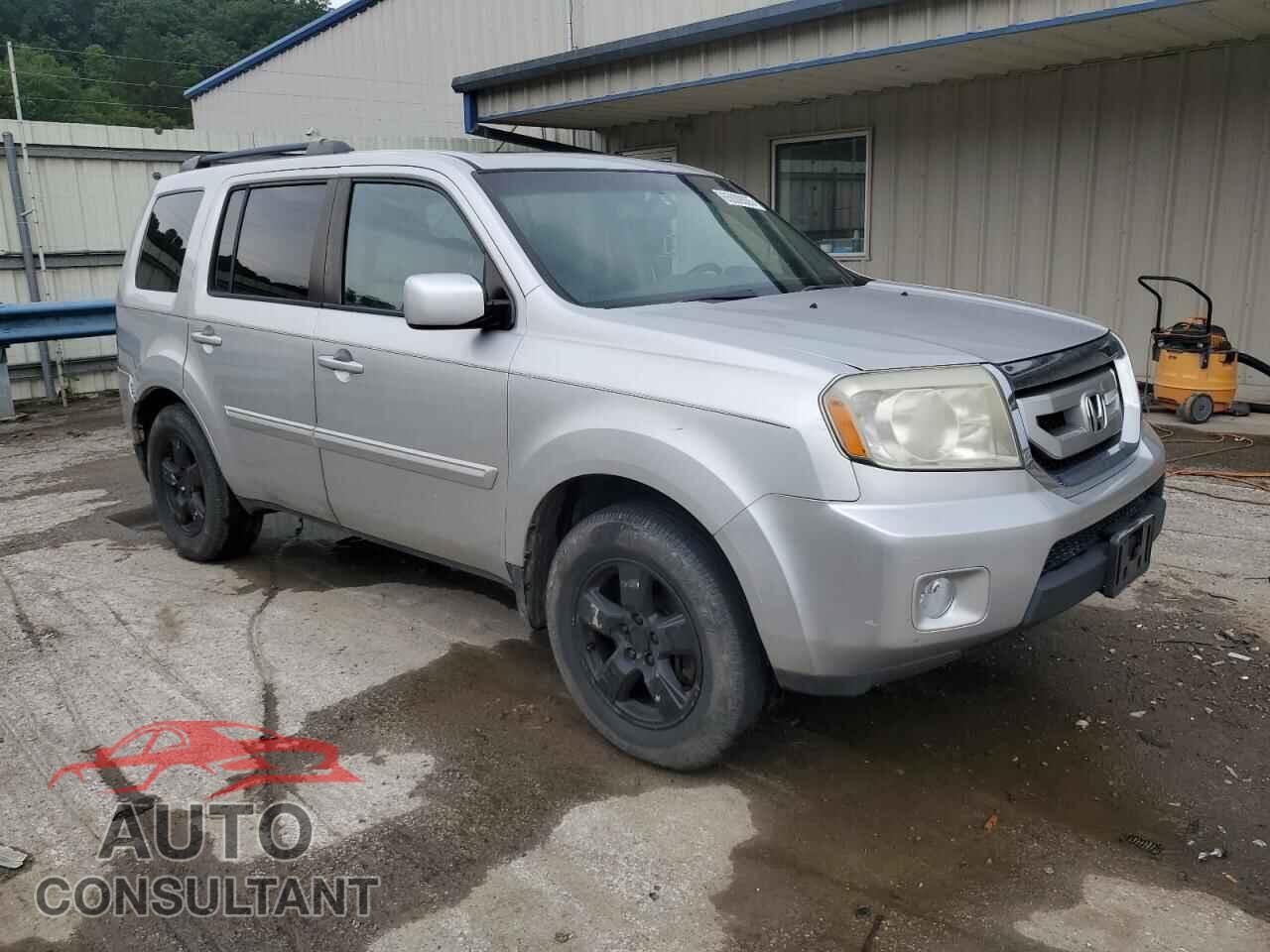 HONDA PILOT 2011 - 5FNYF4H56BB090980