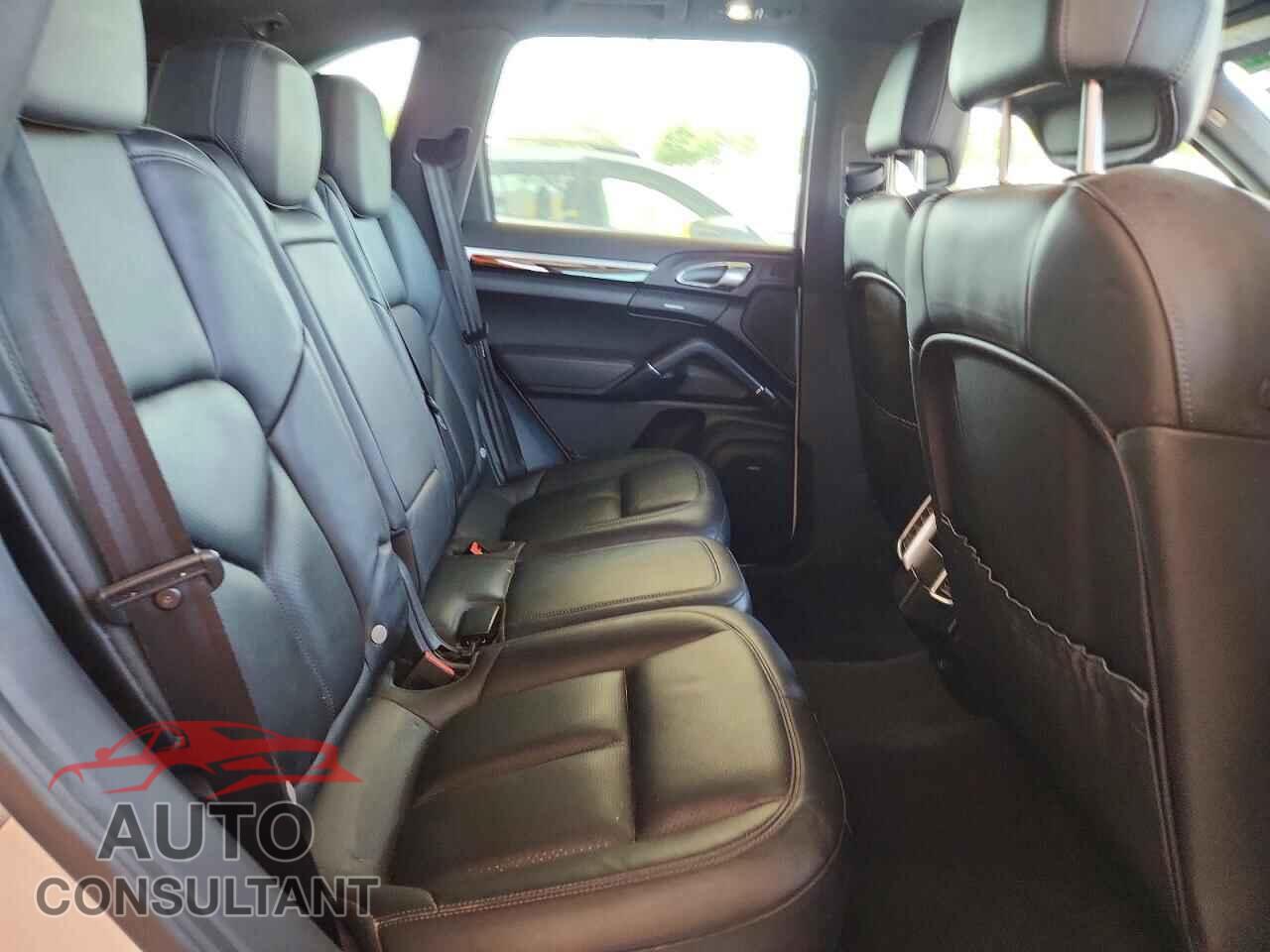 PORSCHE CAYENNE 2016 - WP1AE2A24GLA64485
