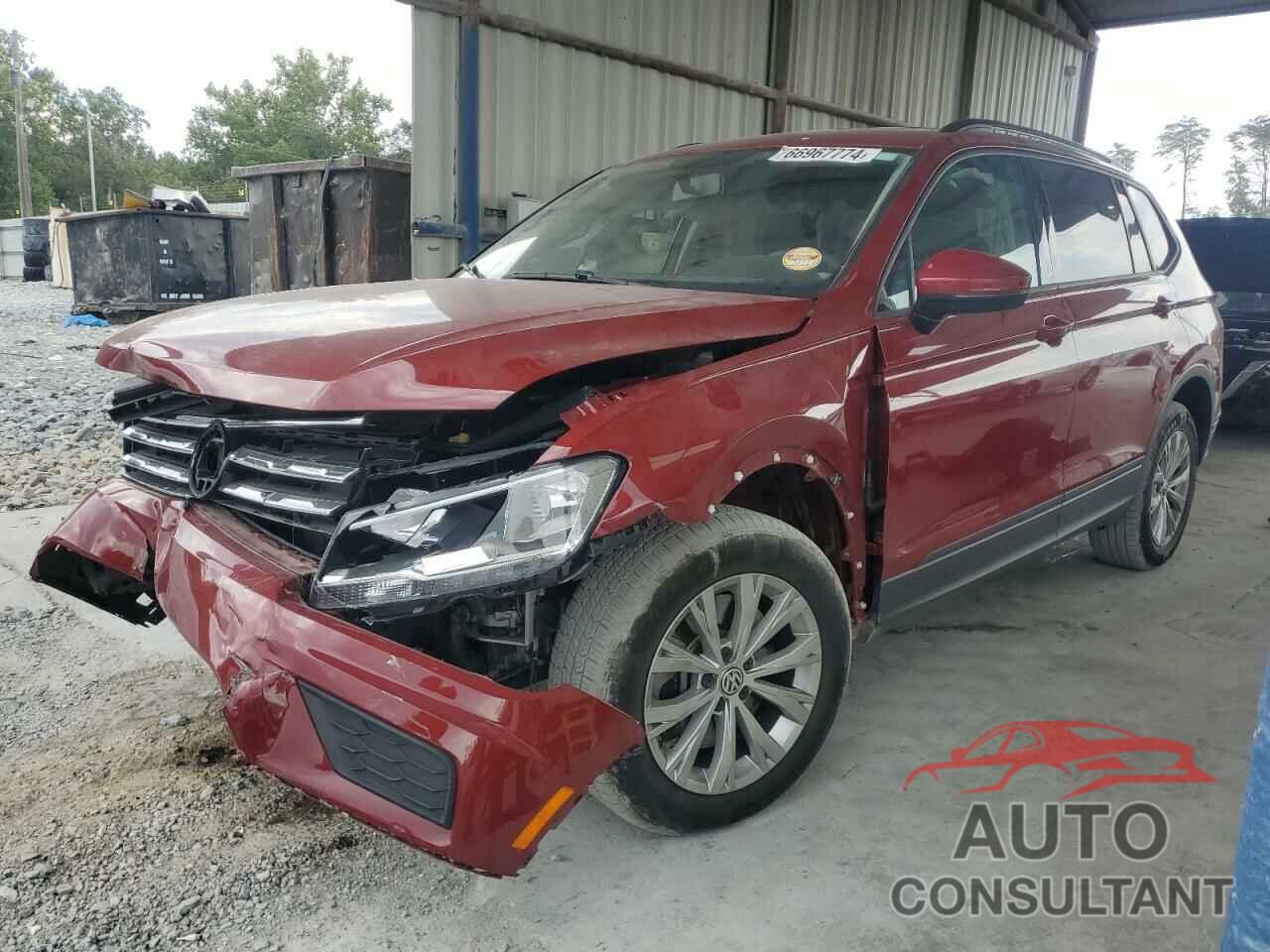 VOLKSWAGEN TIGUAN 2018 - 3VV1B7AX0JM017657